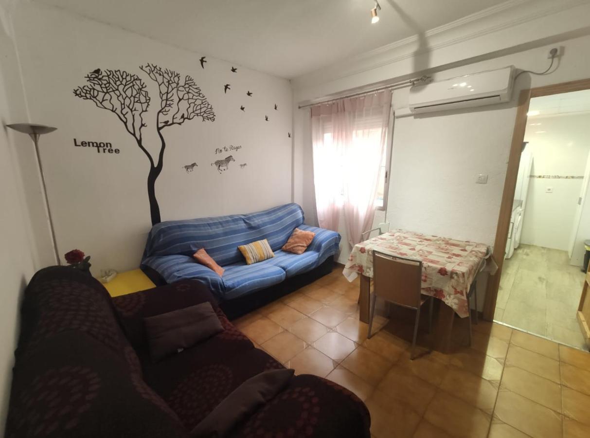 Apartamento La Marina Real Valencia Exterior photo